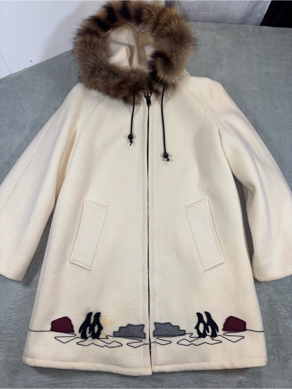 Vtg 70s James Bay Pure Virgin Wool Parka Fur Trim Hood Cream Penguin Scene M
